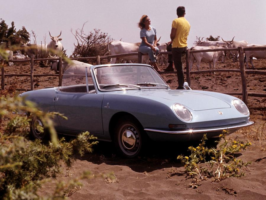  Fiat 850 Spider 1965 года  (фото 3 из 10)